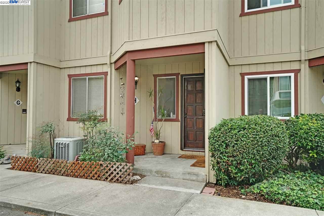 20919 Locust H - Photo 1
