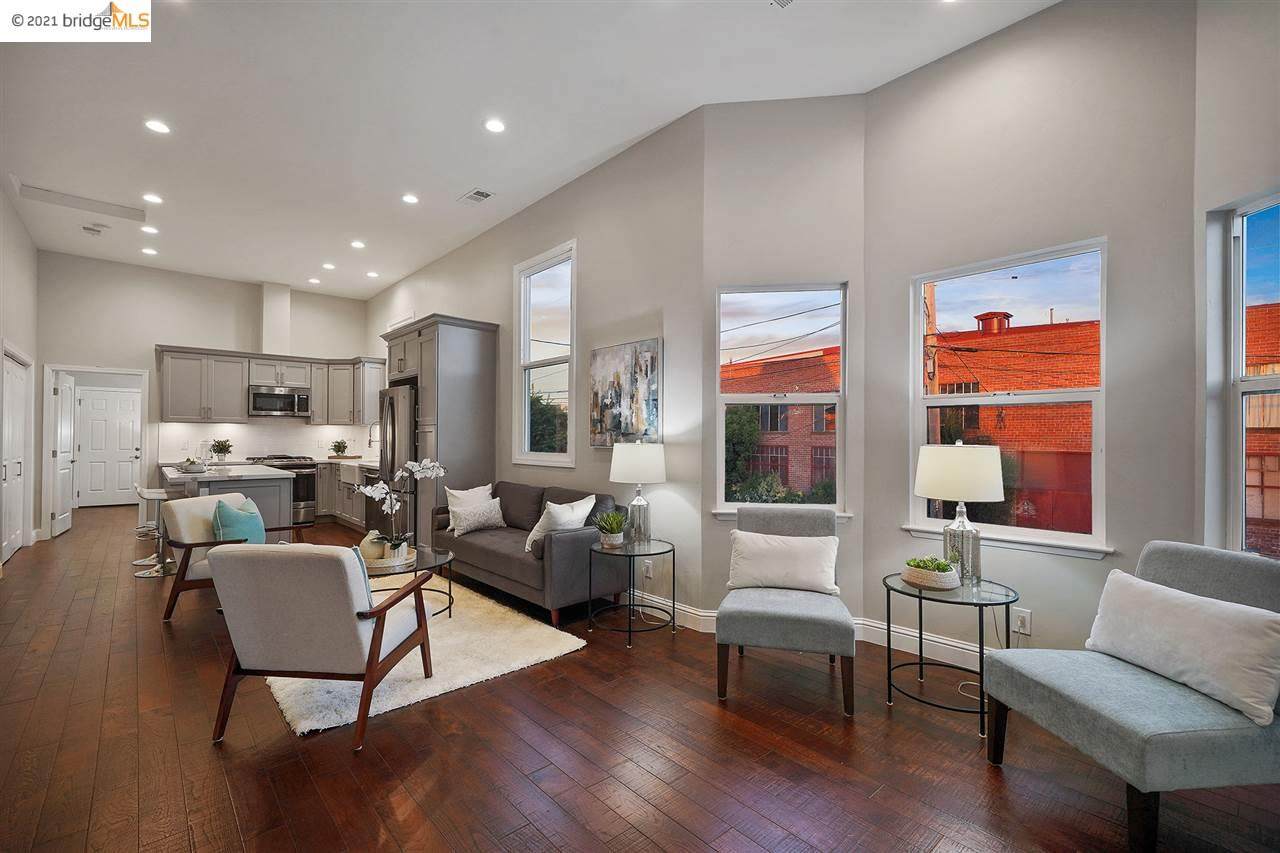 1002 28Th St - Photo 1
