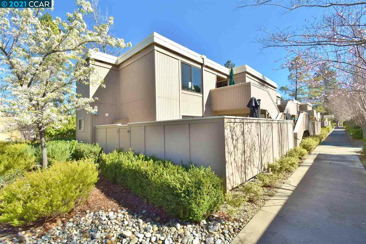 1321 Singingwood Ct 3 - Photo 1