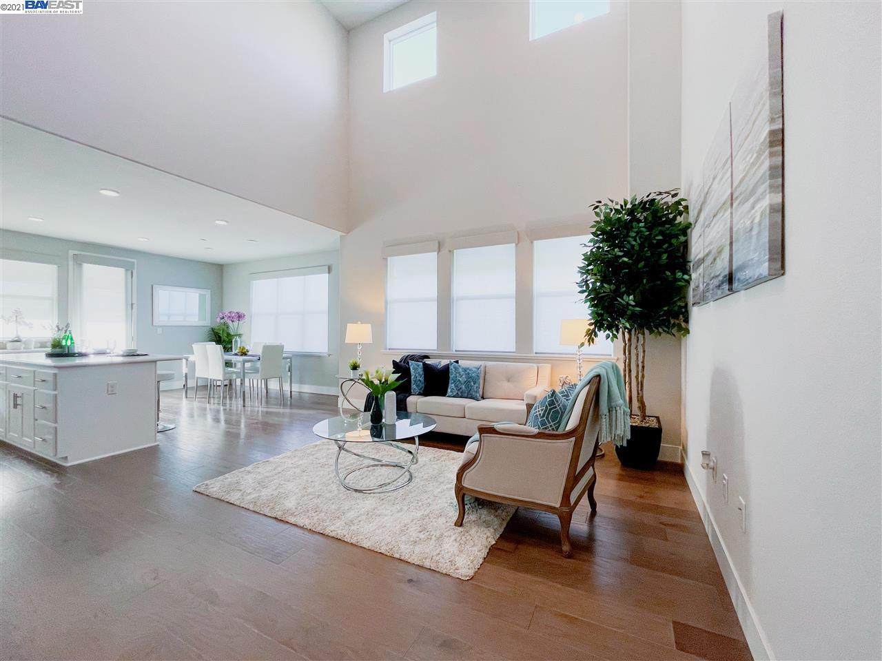 202 Market - Photo 1