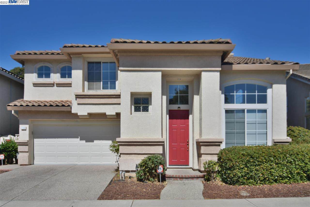 1129 Tulip Ln - Photo 1