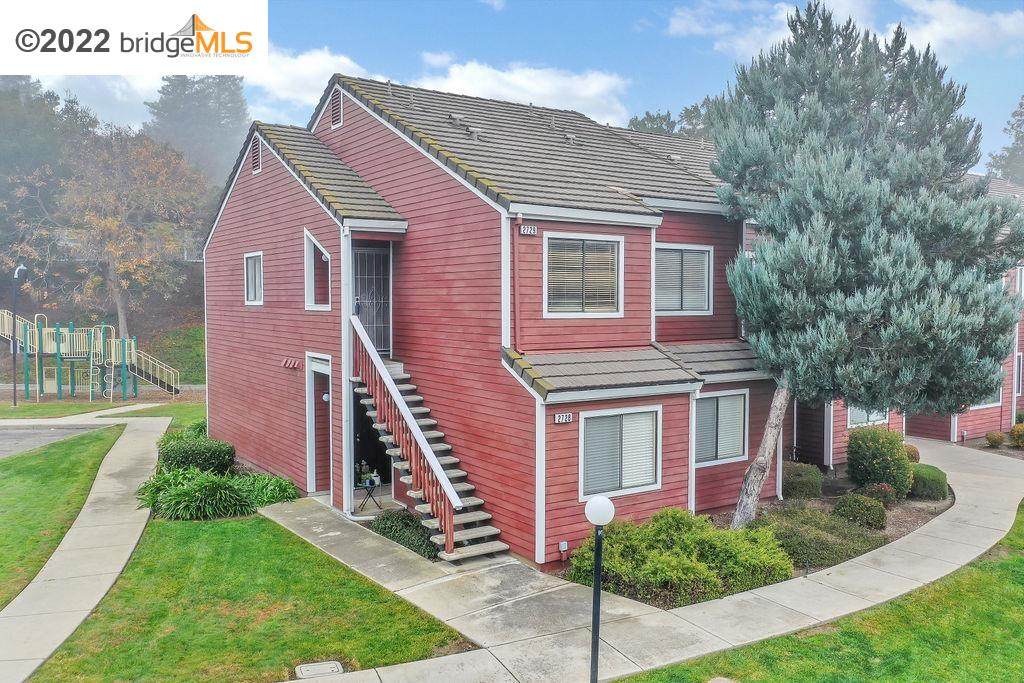 2729 Winding Ln - Photo 1