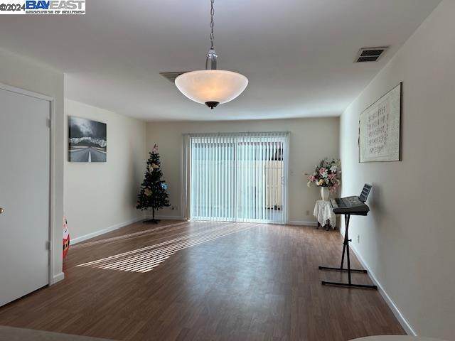 1533 Parkwood Pl - Photo 1