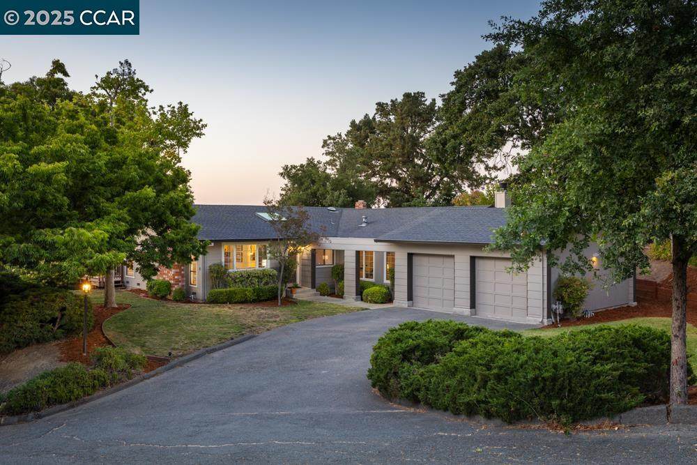 2554 Mockingbird Hill Rd - Photo 1