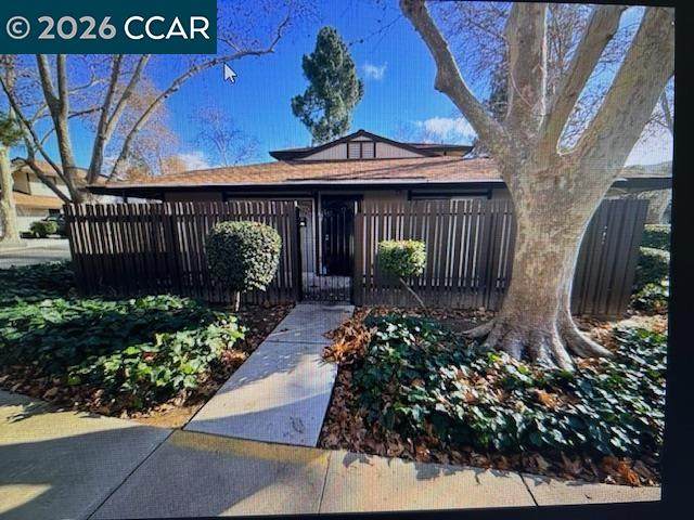 5451 Roundtree Pl F - Photo 1