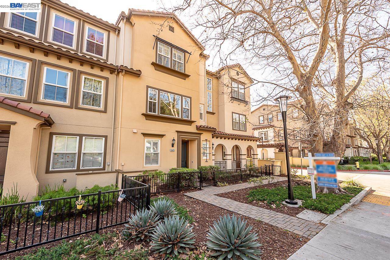 33479 Alvarado Niles Rd - Photo 1