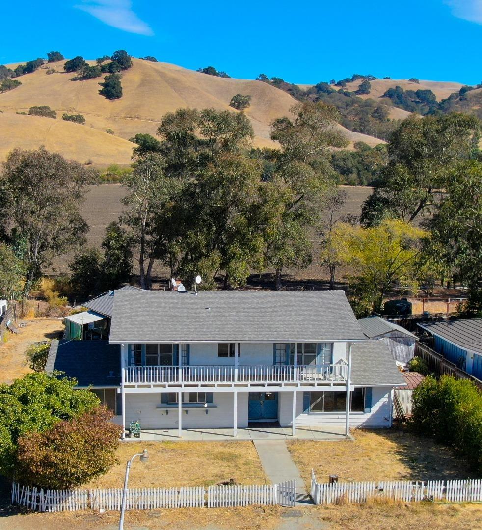 15800 Foothill Ave - Photo 1