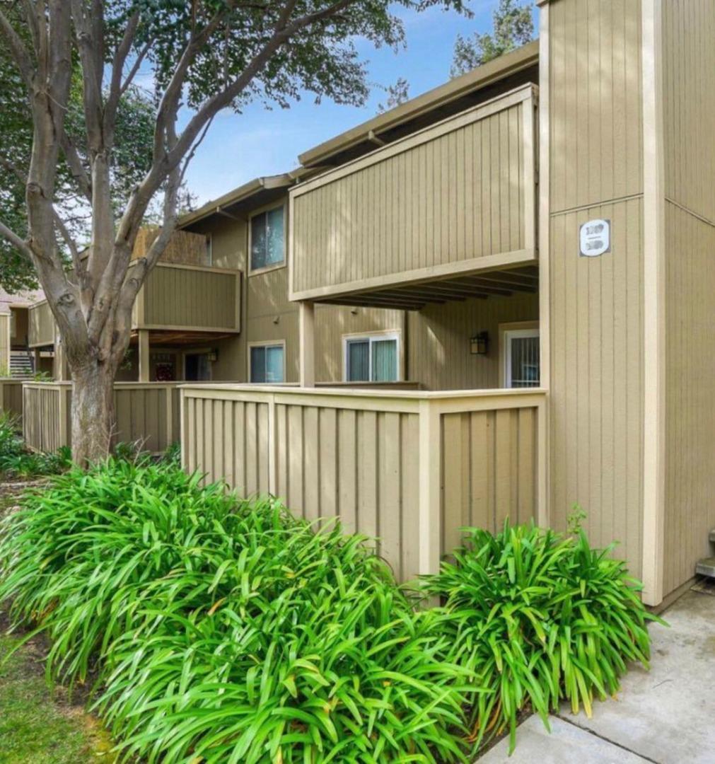 3369 Foxtail Ter - Photo 1