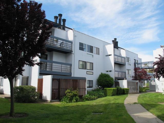 914 Beach Park Blvd 77 - Photo 1