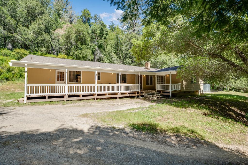 18377 Bear Creek Rd - Photo 1