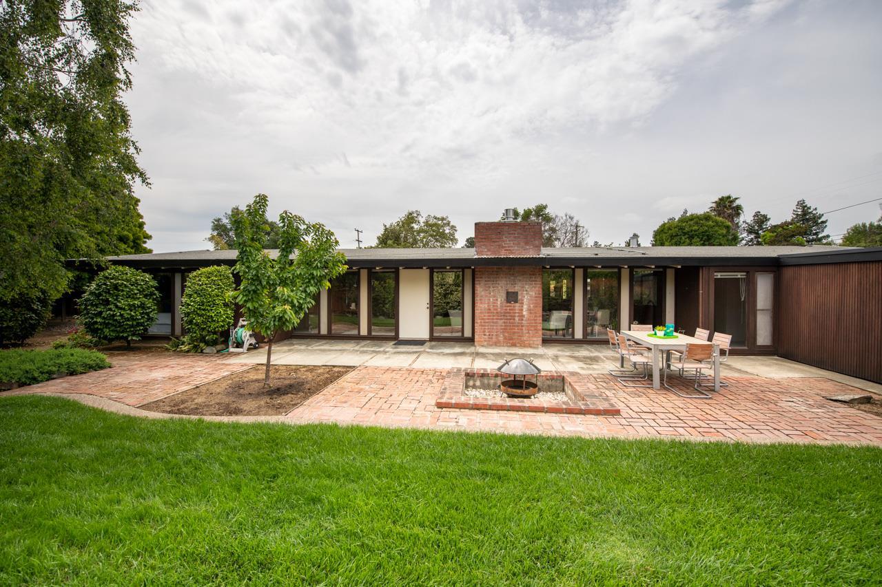 770 Betty Ct - Photo 1