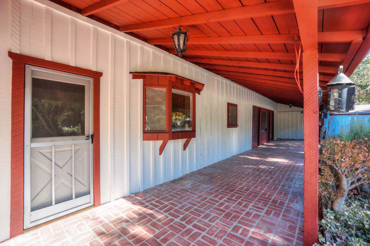 1 Rancho Rd - Photo 1