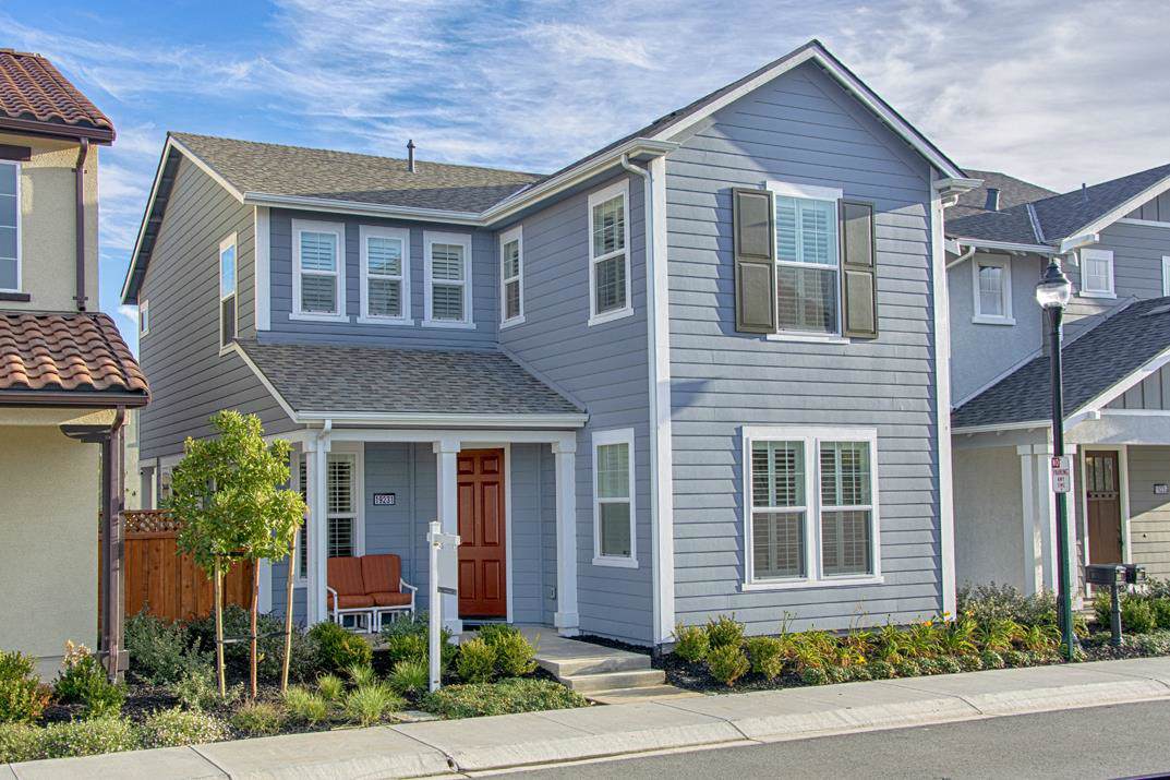 19231 Coliseum Ln - Photo 1