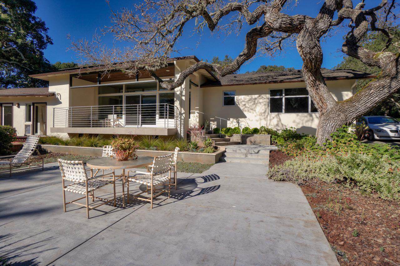 10 (& 12) Miramonte Rd - Photo 1