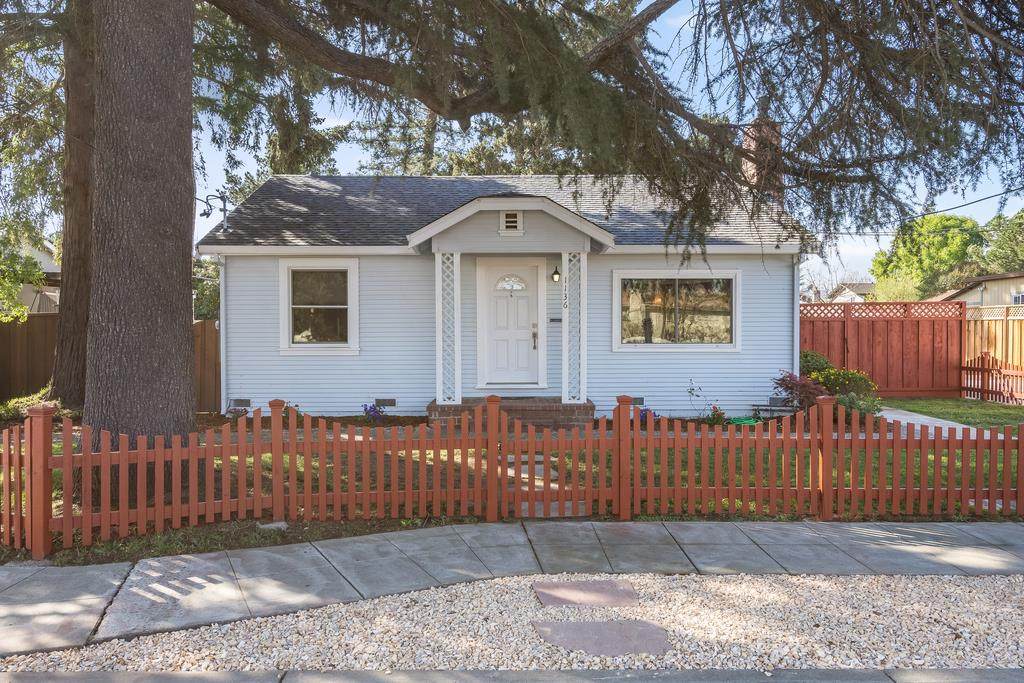 1136 Hazel Ave - Photo 1
