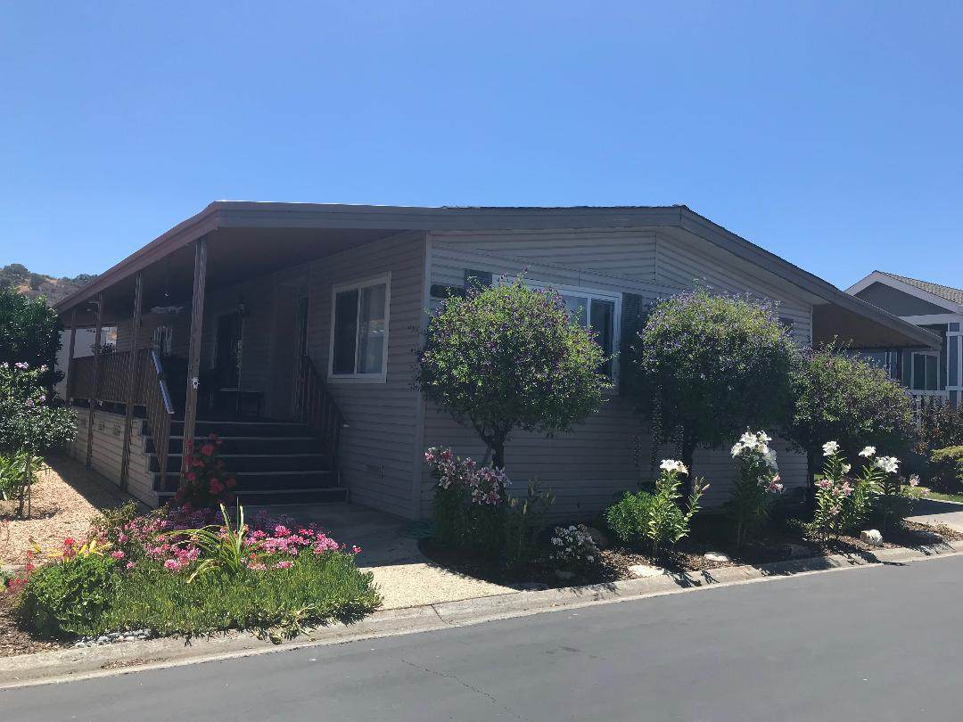 830 Villa Teresa 830 - Photo 1