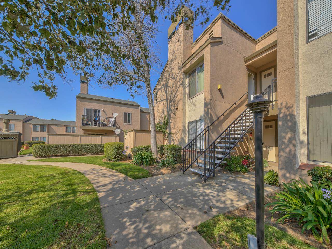 2436 Main St G - Photo 1