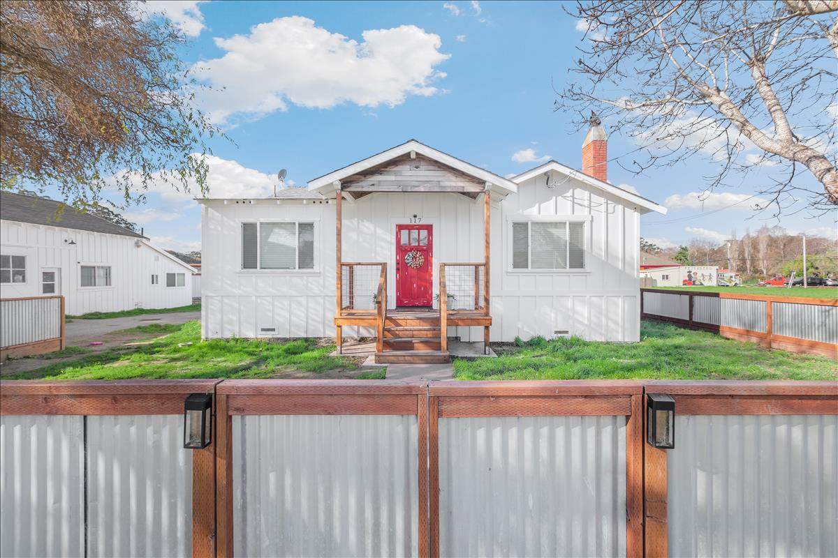 117 Stage Rd - Photo 1