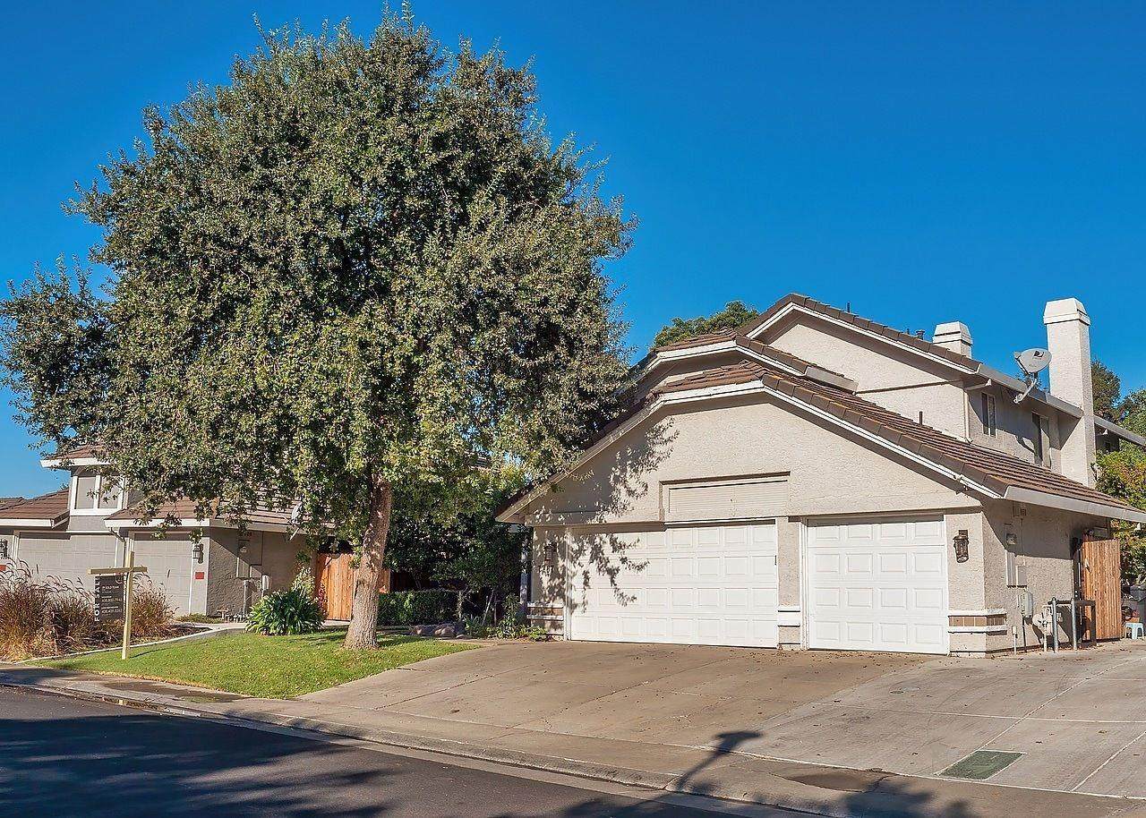 7207 Beaver Falls Way - Photo 1