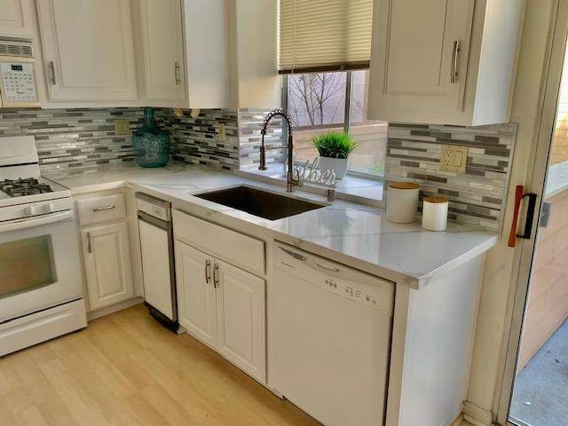 506 Porpoise Bay Ter C - Photo 1