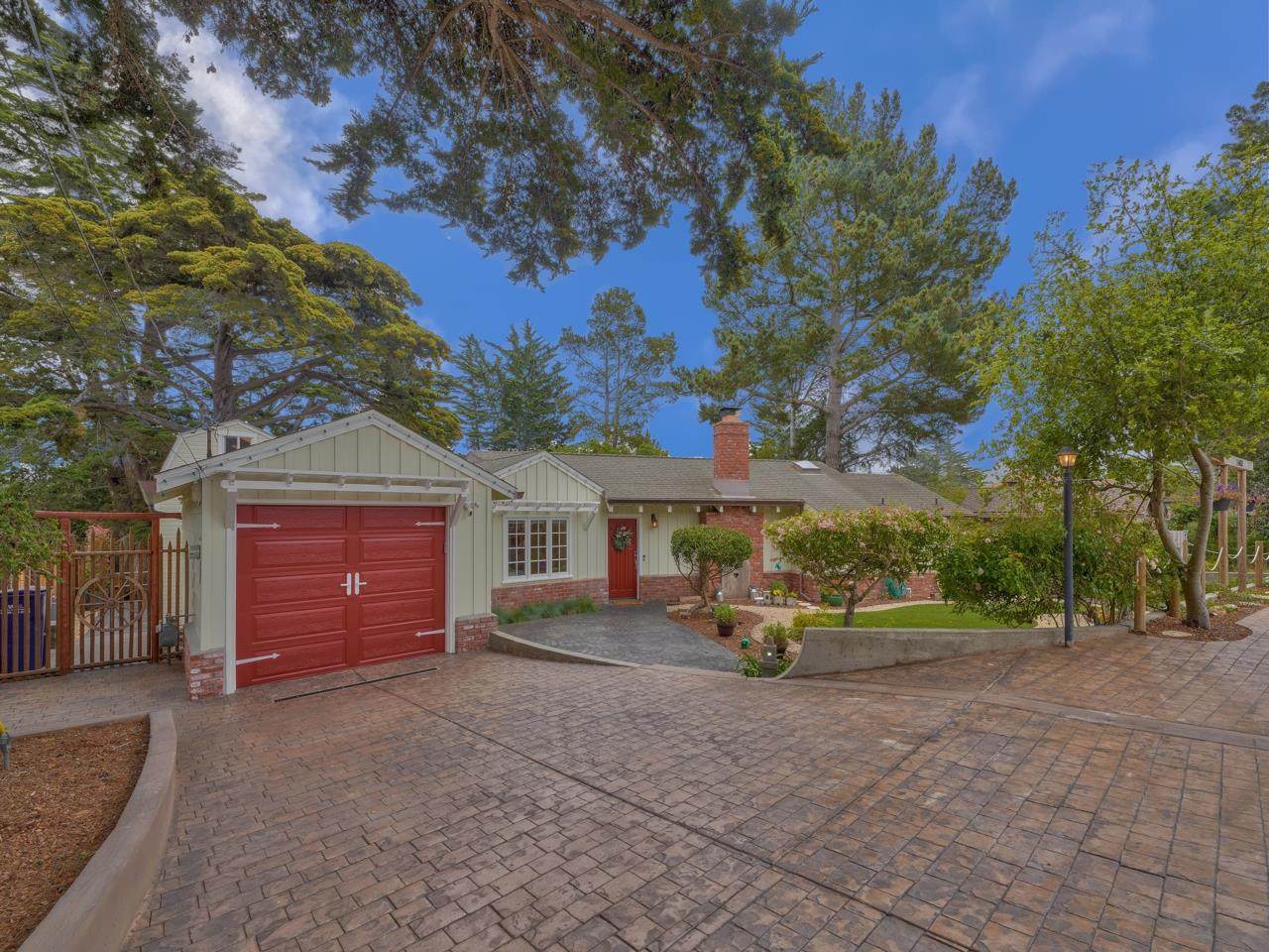 26033 Mesa Dr - Photo 1