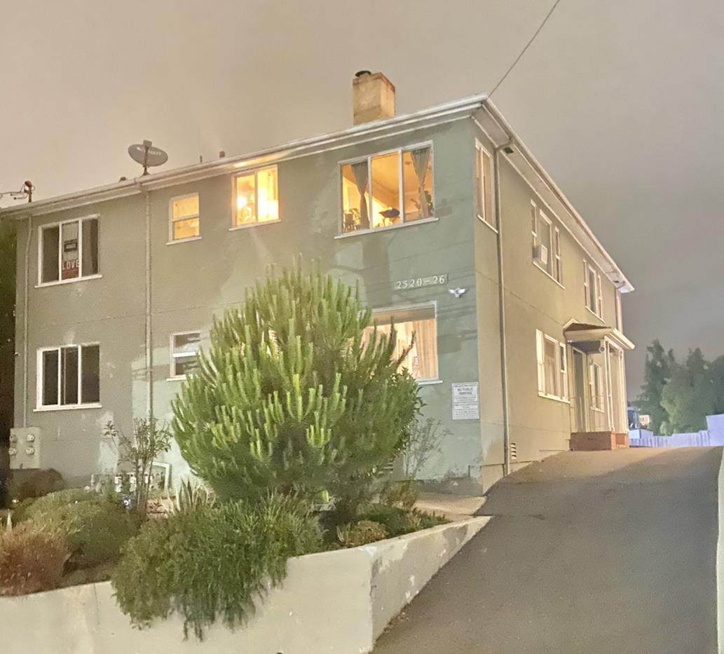 2524 Montana St 2524 - Photo 1