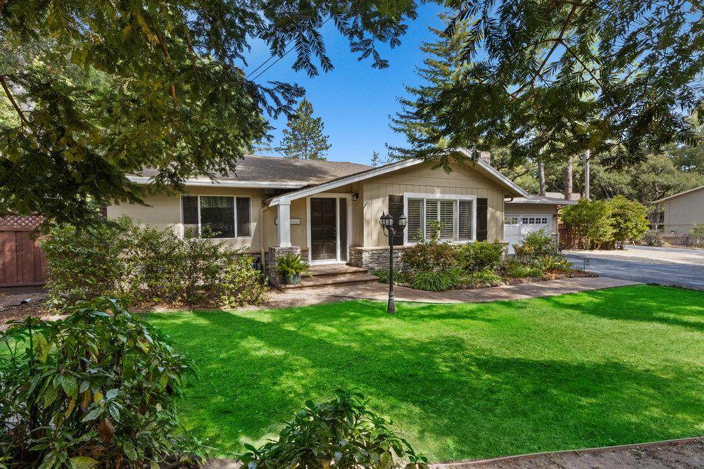 890 Lockewood Ln - Photo 1