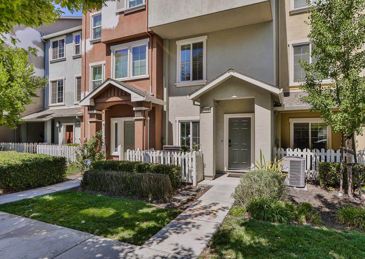 1122 Campbell Ave - Photo 1