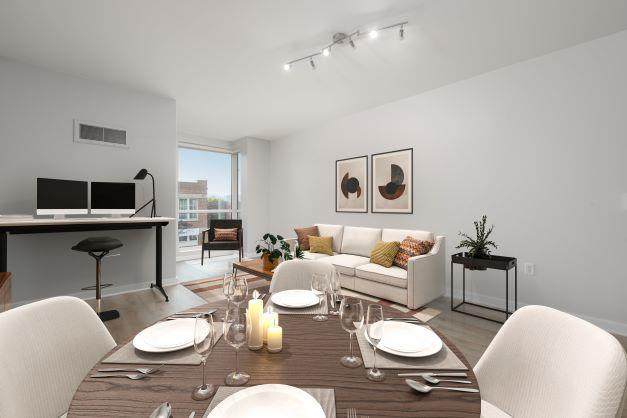 555 4th St 312 - Photo 1