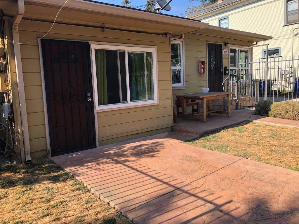 1631 Alcatraz Ave - Photo 1