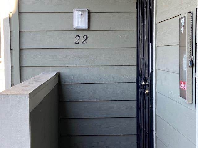 22 Casltecrest Dr - Photo 1