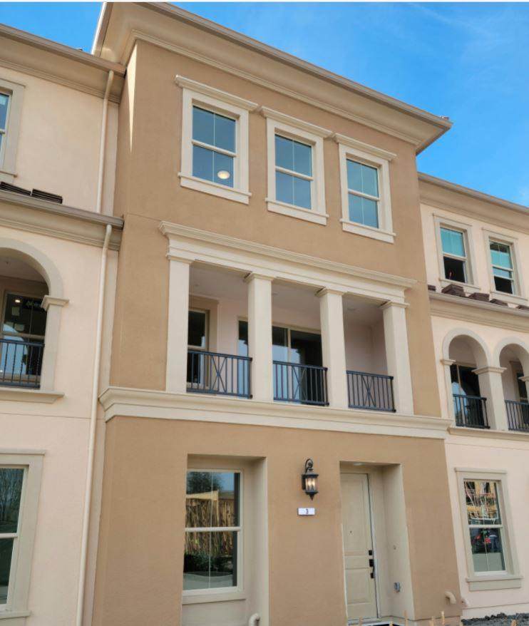 570 Saint Remi Ter 3 - Photo 1