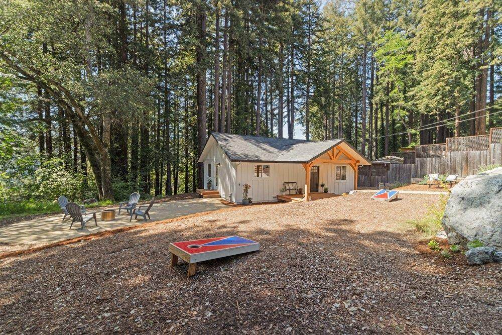 10885 Lake Blvd - Photo 1
