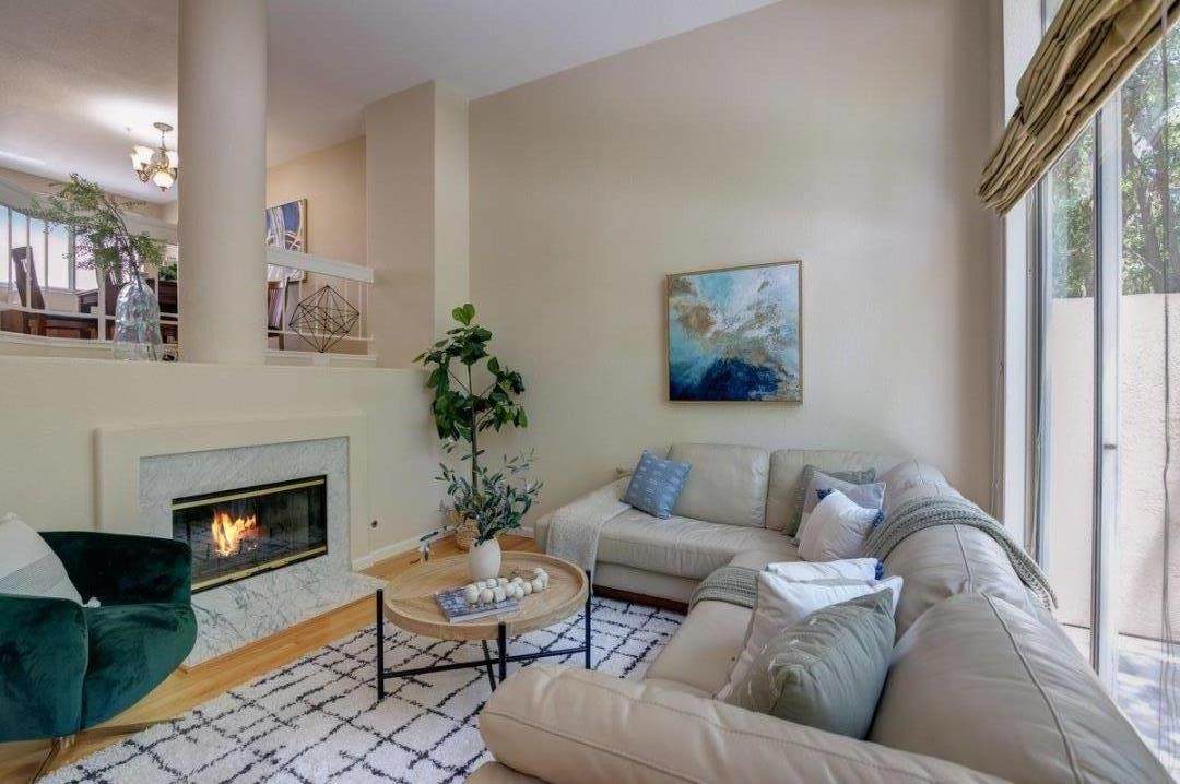 440 Galleria Dr 5 - Photo 1