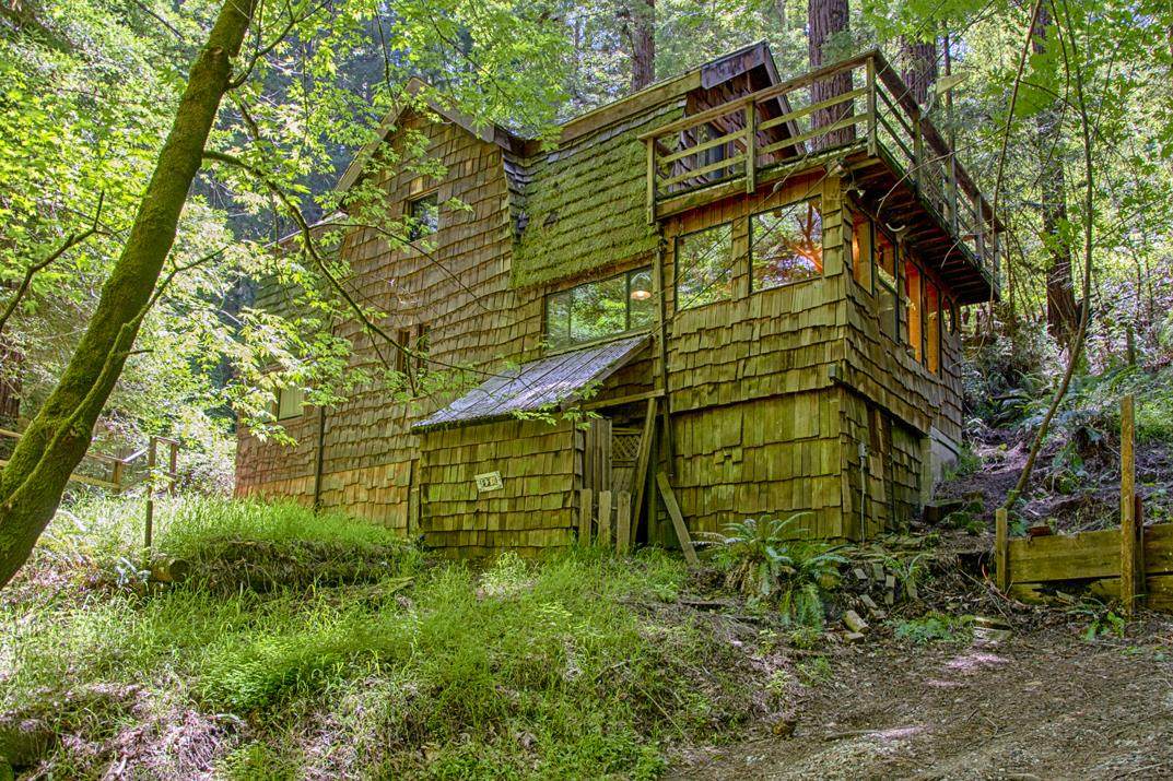 530 Logan Creek Rd - Photo 1