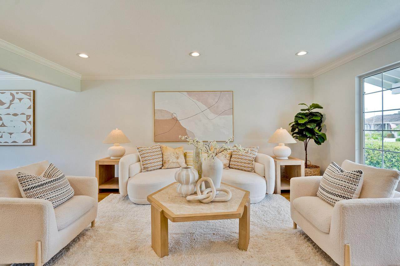 10335 Dempster Ave - Photo 1