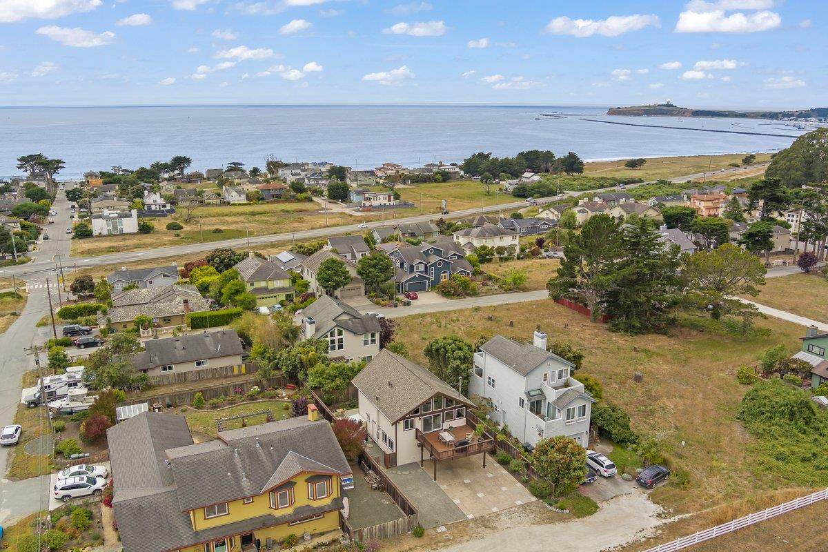 350 6th Ave - Photo 1