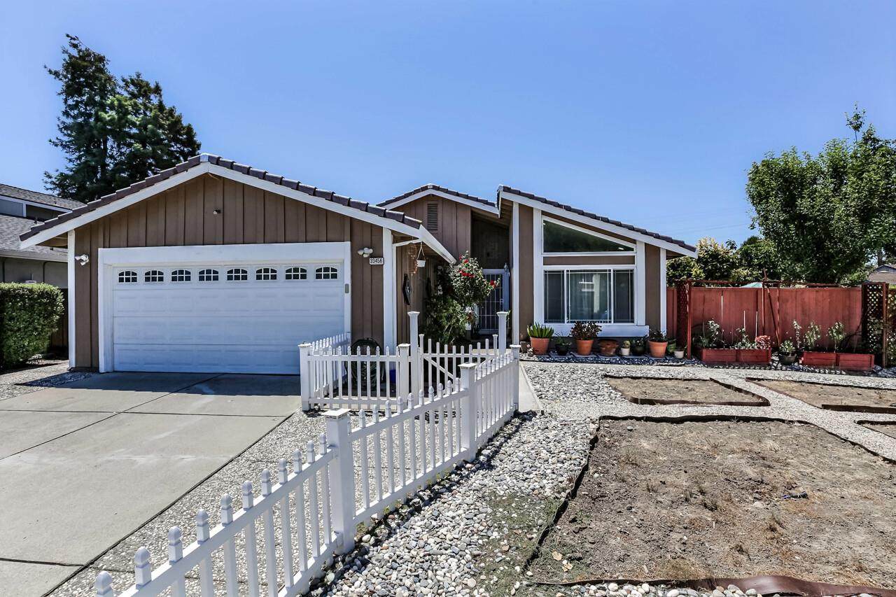 33456 Caliban Dr - Photo 1