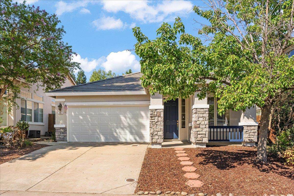 45 Diggins Drive - Photo 1