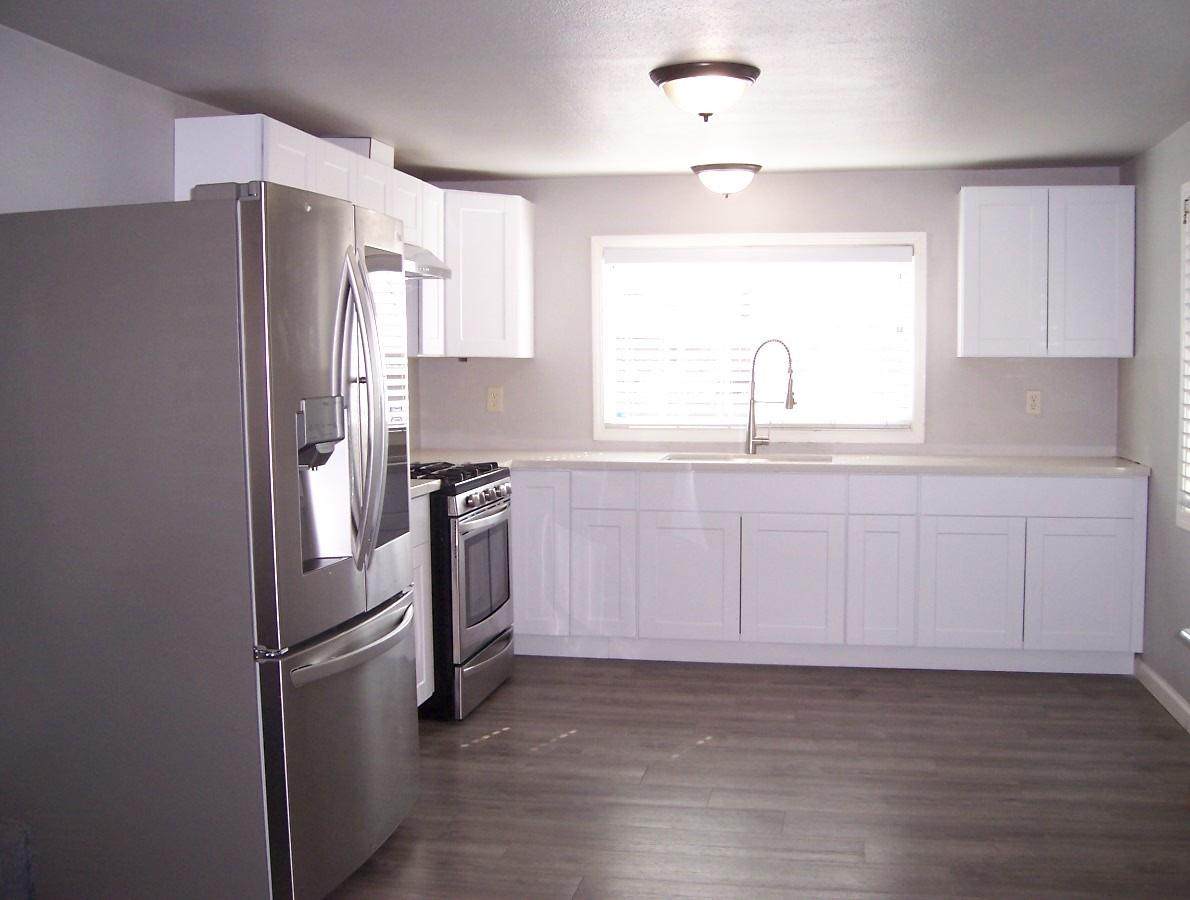 255 Bolivar St 6 - Photo 1