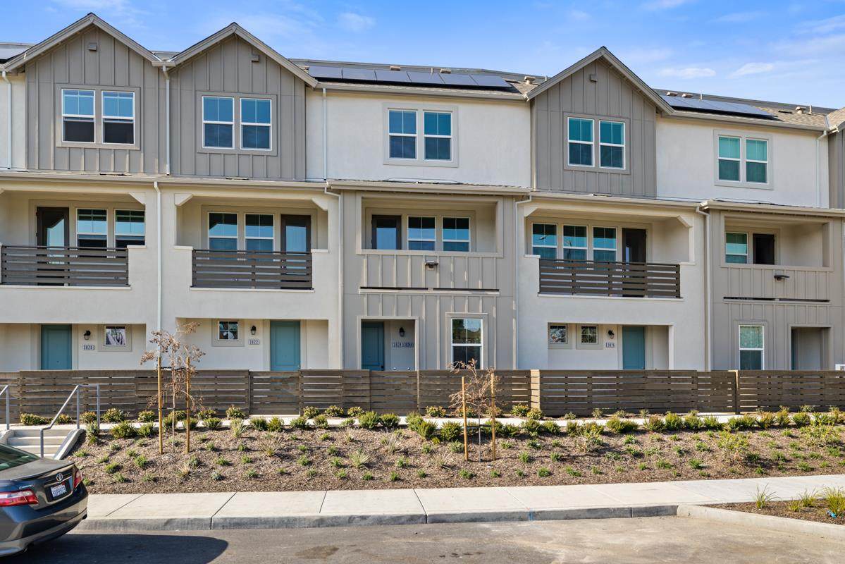 3824-3824A Norbridge Ave - Photo 1