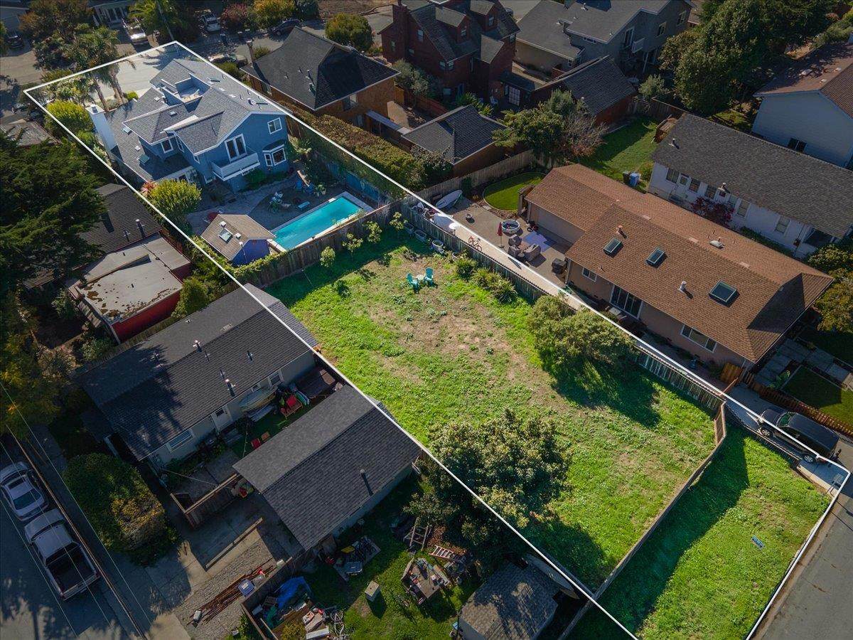 108/811 Clark/Pelton - Photo 1