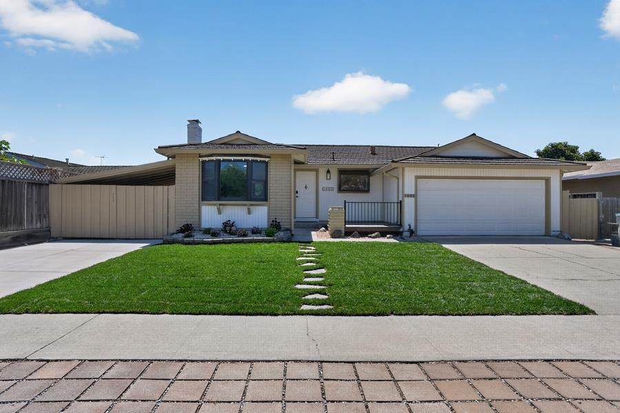 1695 Wickham Rd - Photo 1