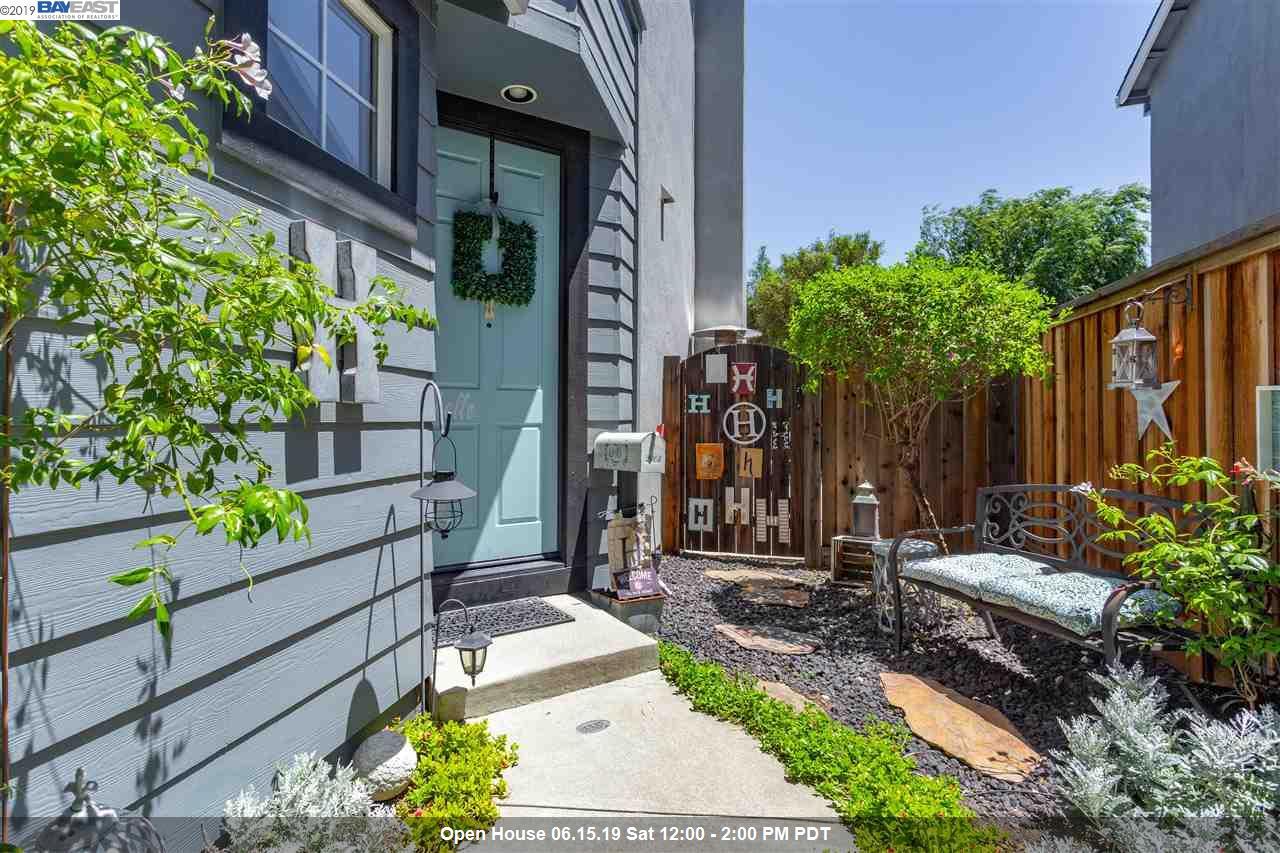 2604 Ontario Dr - Photo 1