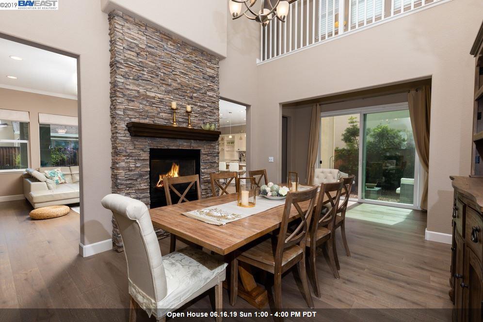 512 Harbor Cove Cir - Photo 1
