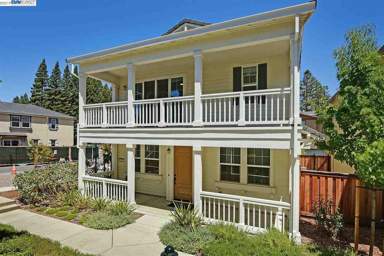 602 Chives Way - Photo 1