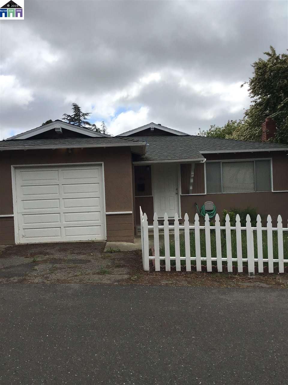 1811 Hill Avenue - Photo 1