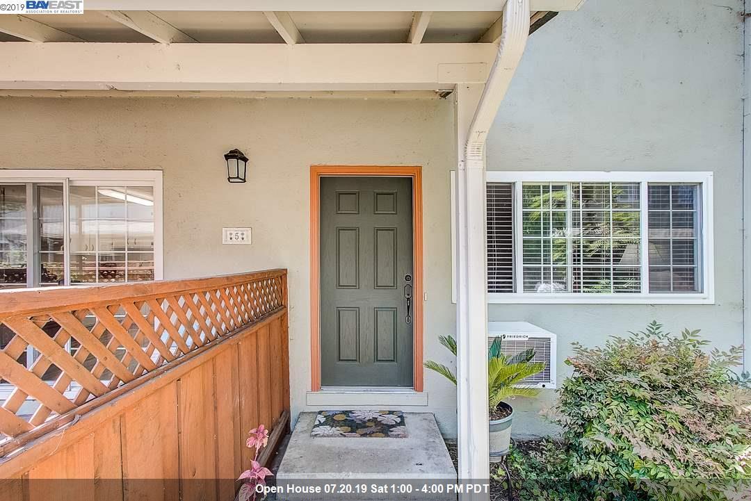 730 Fargo Ave - Photo 1