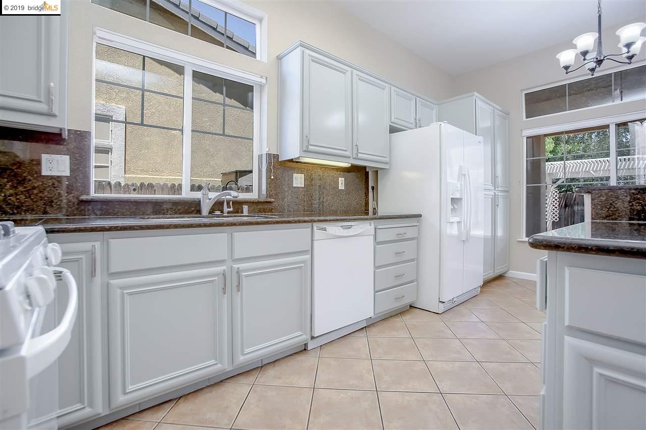 532 Birchwood Rd - Photo 1