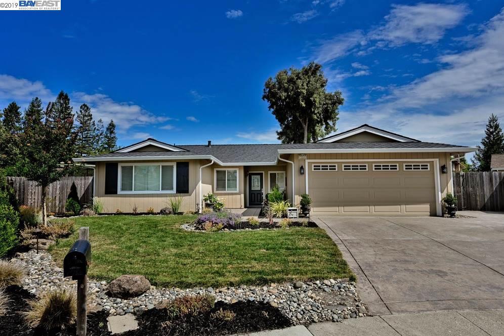 934 Lynn Court - Photo 1
